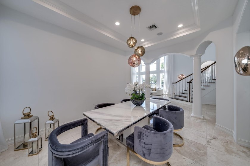 Stunning custom built modern mediterranean lakefront home - photo 20