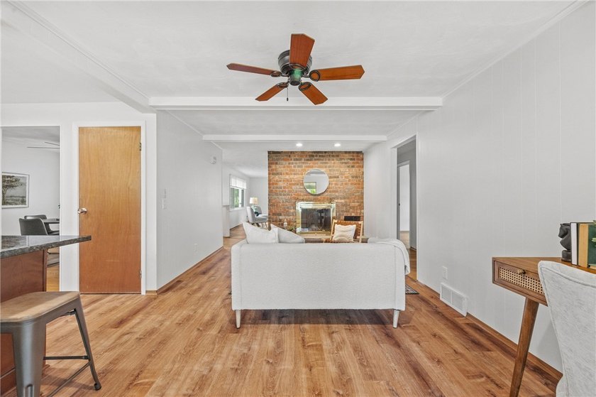 Welcome to this beautifully updated 1,444 sq.' Ranch featuring 3 - photo 26