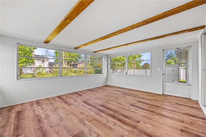 Welcome to this beautifully updated 1,444 sq.' Ranch featuring 3 - photo 30