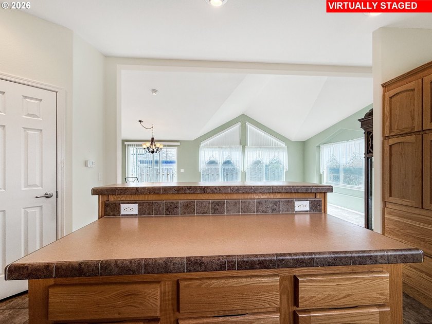 Welcome to easy coastal living in Emerald Coast Estates which is - photo 15