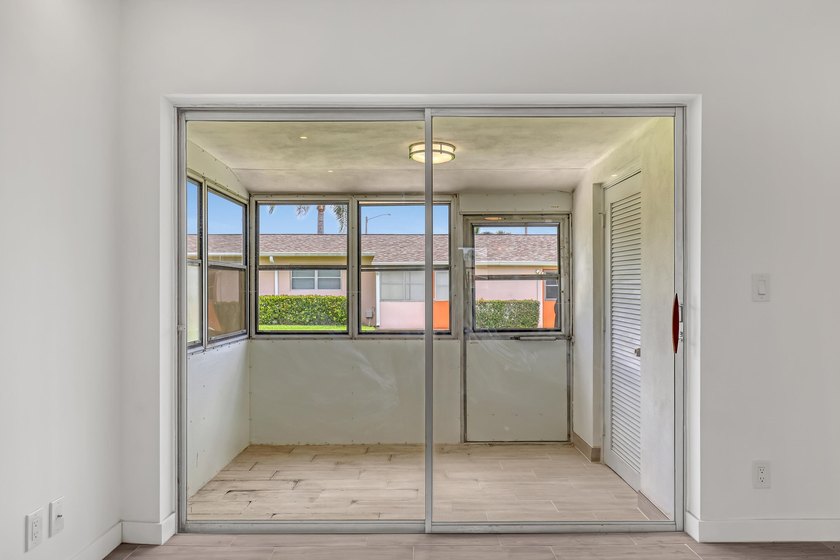 STUNNING! For the refined buyer this is A Must See!! With or - photo 20