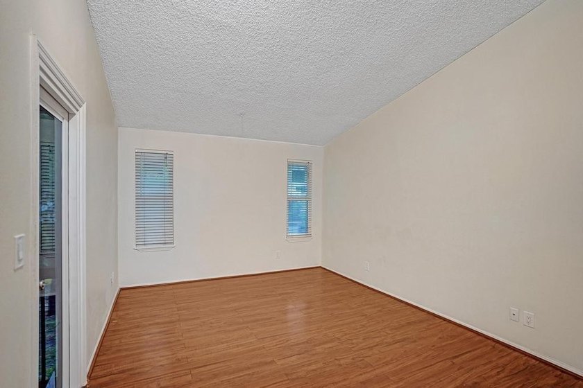 Spacious two bedroom two full bath condo in Boynton Landings - photo 8