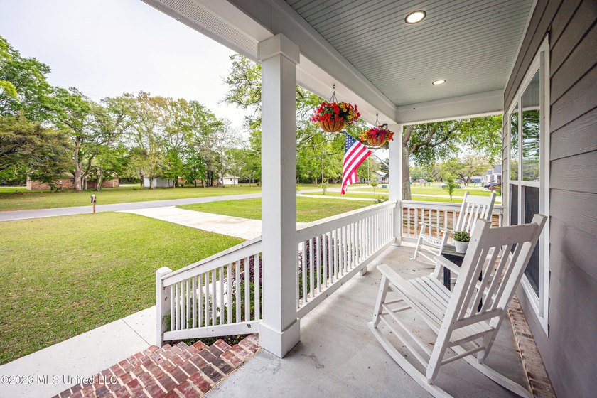 Quality new construction in Pascagoula just built in 2022! - photo 16