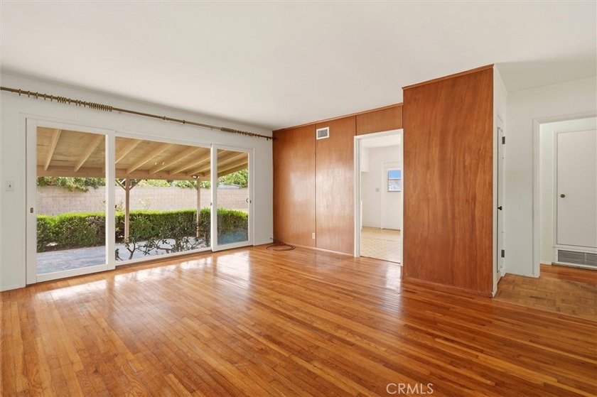 A rare opportunity to create your dream home. This thoughtfully - photo 9