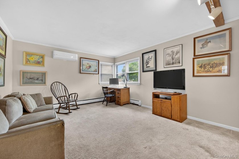 Welcome to 567 Pearl Street! This expansive and well maintained - photo 11
