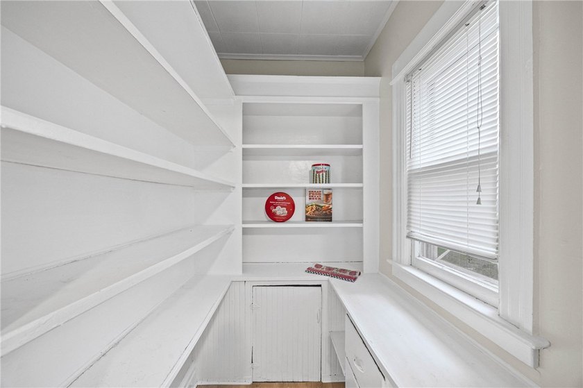 OPPORTUNITY! Welcome to this charming home conveniently located - photo 14