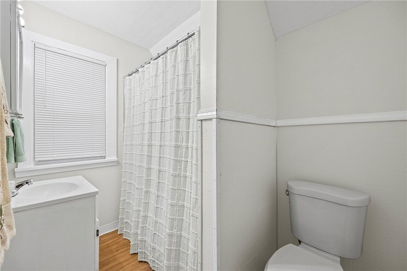 OPPORTUNITY! Welcome to this charming home conveniently located - photo 21