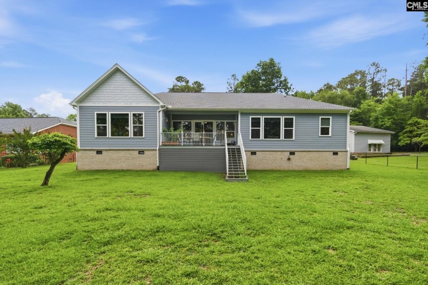 Your Lake Murray lifestyle awaits! Sitting on over an acre, 148 - photo 37