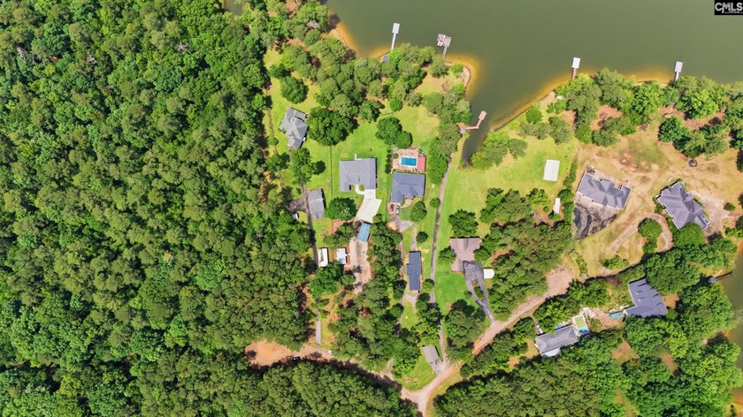 Your Lake Murray lifestyle awaits! Sitting on over an acre, 148 - photo 45