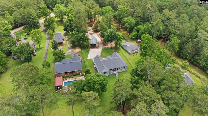 Your Lake Murray lifestyle awaits! Sitting on over an acre, 148 - photo 50