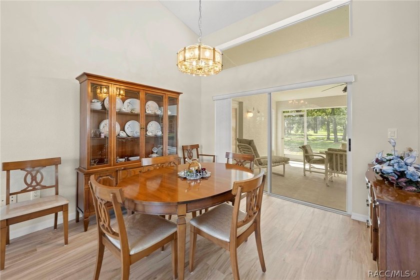 Priced to Sell! Move-in ready 3BR/2BA/2-car garage home in a - photo 5