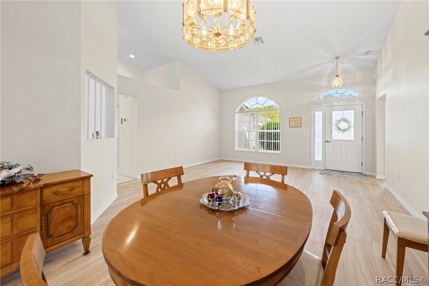 Priced to Sell! Move-in ready 3BR/2BA/2-car garage home in a - photo 6