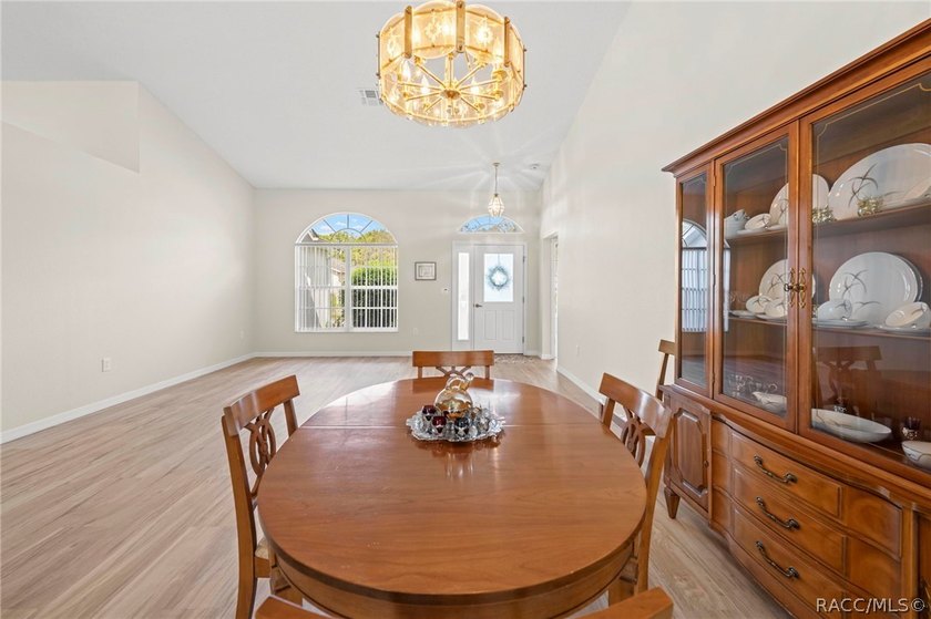 Priced to Sell! Move-in ready 3BR/2BA/2-car garage home in a - photo 7