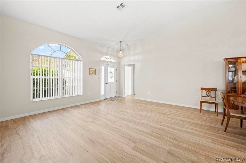 Priced to Sell! Move-in ready 3BR/2BA/2-car garage home in a - photo 9