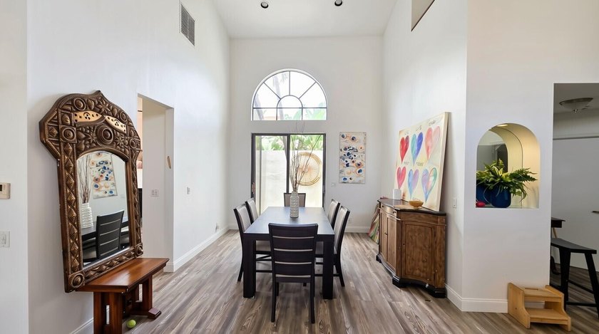 EXPANSIVE BACKYARD SPACE! Stunning 3BR/2.5BA, 2,605 sq ft - photo 6