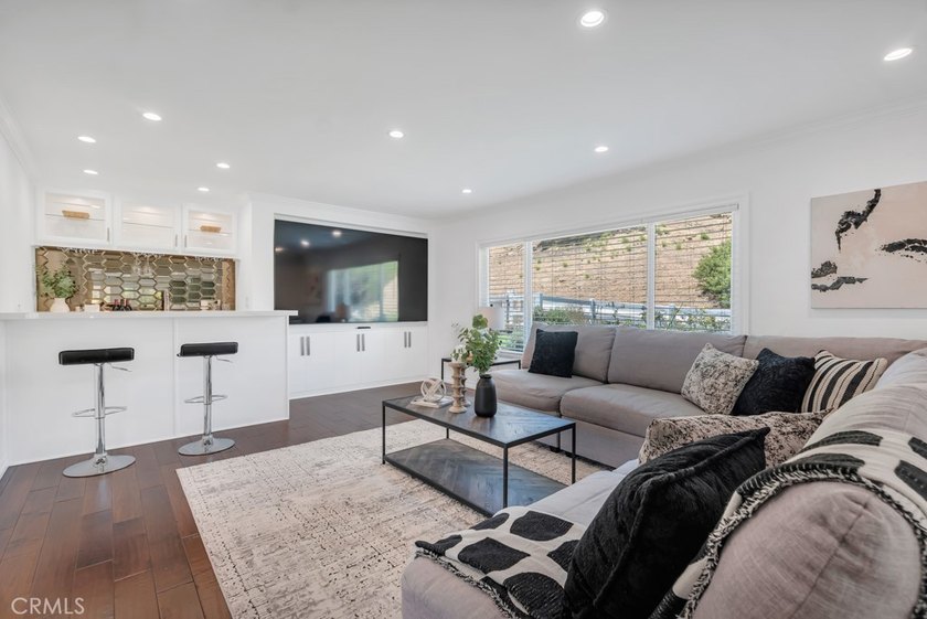 Welcome to 30 Stagecoach Road, an extraordinary estate nestled - photo 9