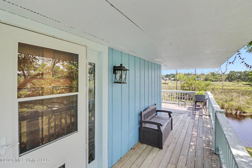 Welcome to waterfront living on the Mississippi Gulf Coast! This - photo 8