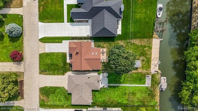 Welcome to waterfront living on Ardmore Park in St. Clair Shores - photo 3