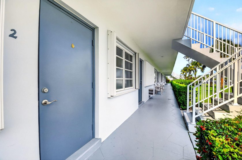 Welcome to this Rare Impeccably Maintained First Floor 2 Bedroom - photo 4
