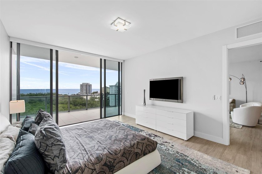 Experience luxury waterfront living at AquaBlu in Fort - photo 18