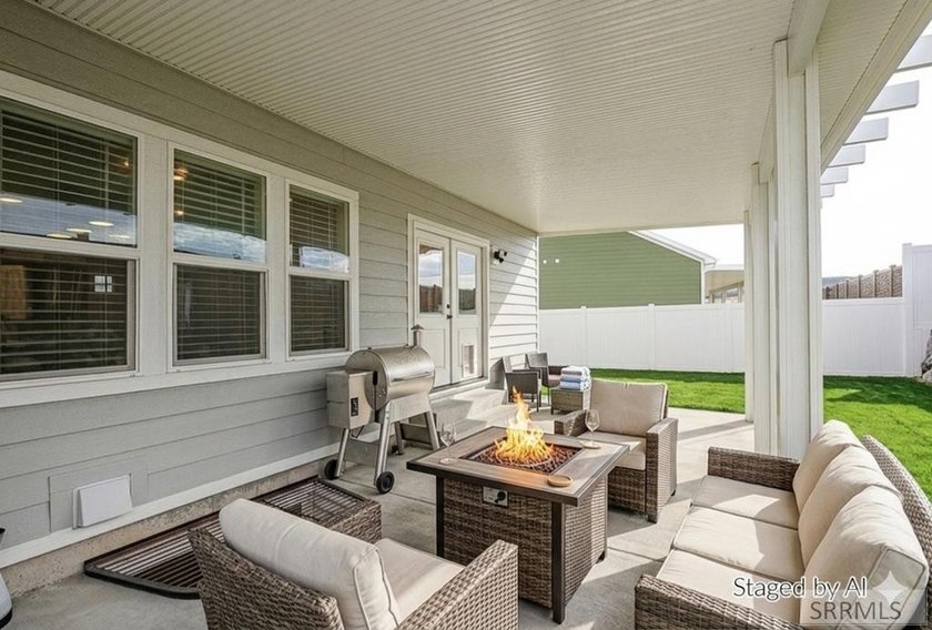 Welcome to a home that perfectly blends high-end efficiency with - photo 27