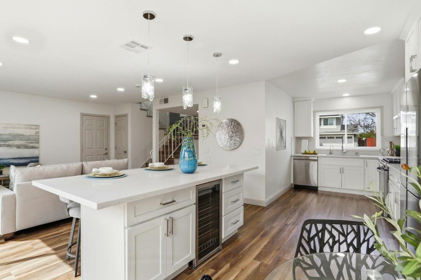 Exceptional value meets incredible versatility in this - photo 10