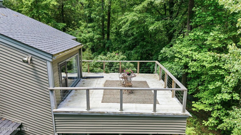 Escape to your own private retreat in the heart of Washington - photo 9