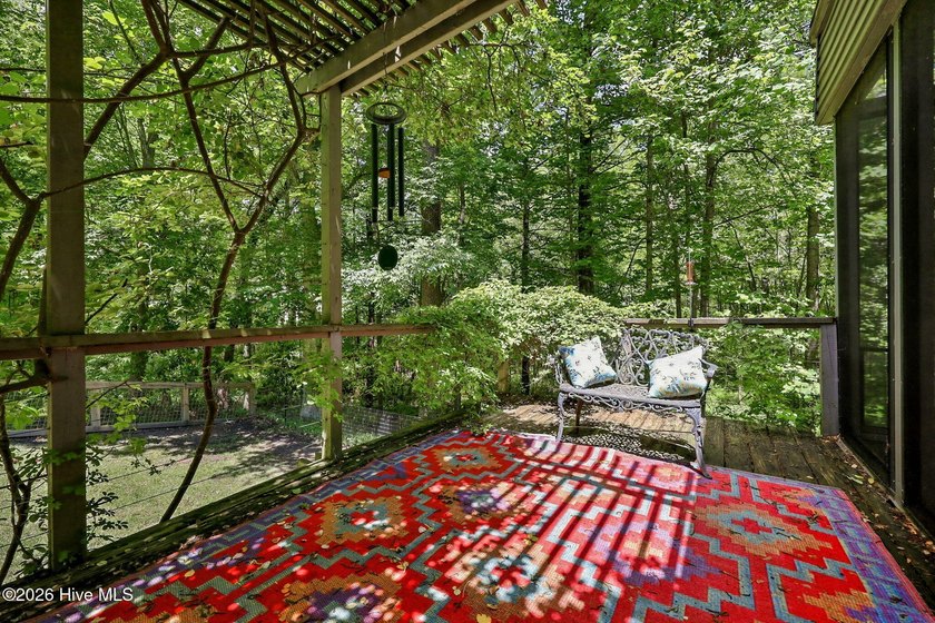 Escape to your own private retreat in the heart of Washington - photo 10