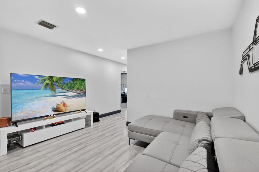 Completely upgraded home, which truly offers Florida living at - photo 20