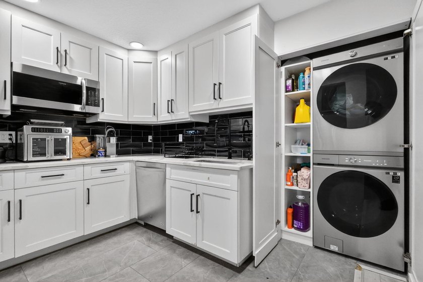 Completely upgraded home, which truly offers Florida living at - photo 27