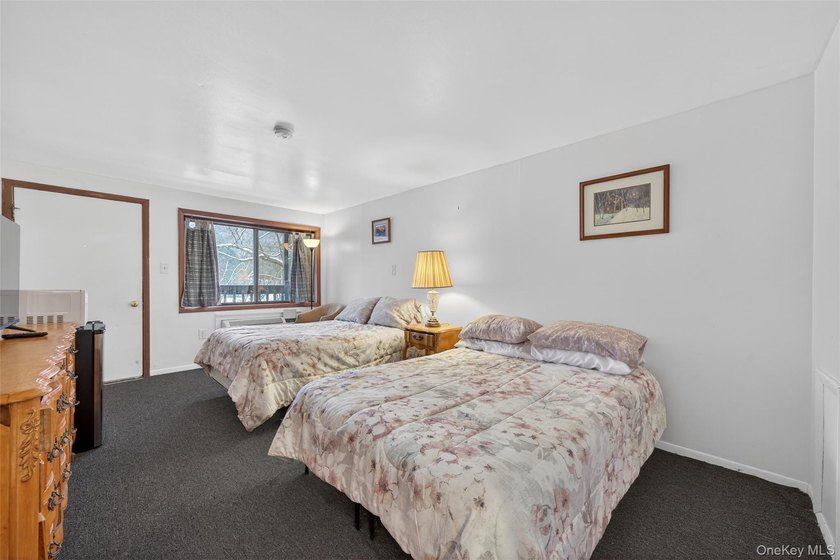 Turnkey waterfront motel investment in a prime Delaware River - photo 10
