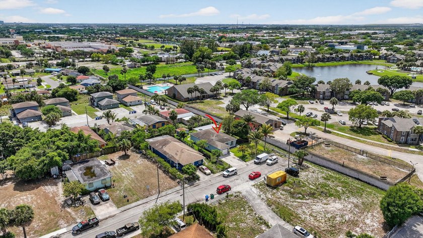 Completely upgraded home, which truly offers Florida living at - photo 41