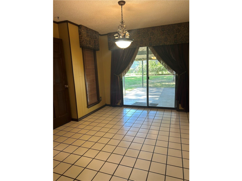 Welcome to 2813 W D Street, Russellville, AR 72801-a charming - photo 6