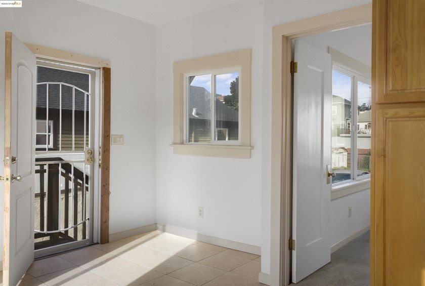 Welcome to this charming and roomy 1916 era single family home - photo 16