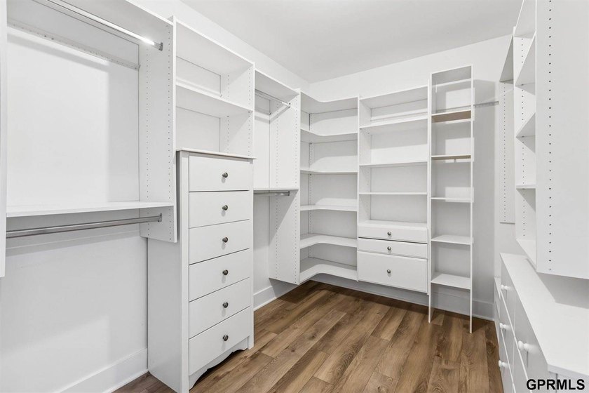 Welcome to this completely renovated Regency Gem! There is so - photo 20