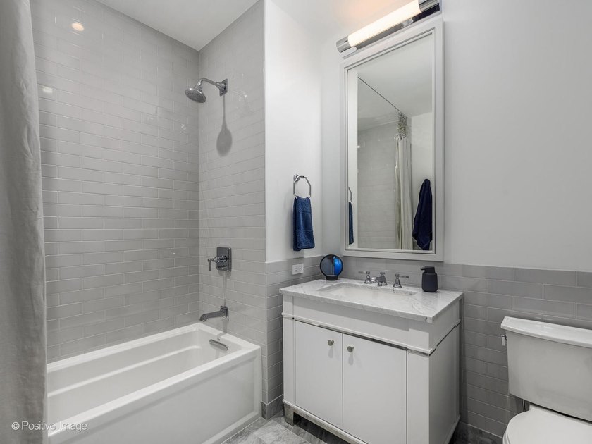 451 E Grand Ave 6111 - photo 30