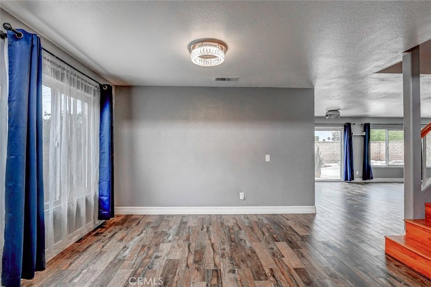 Welcome to your BEAUTIFUL 4 Bedroom, 3 Bath - SOLAR HEATED, POOL - photo 8