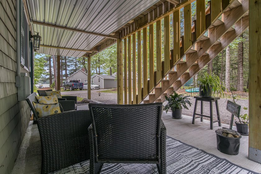 Welcome to ''The Treehouse'' -- a hidden gem just steps from - photo 22