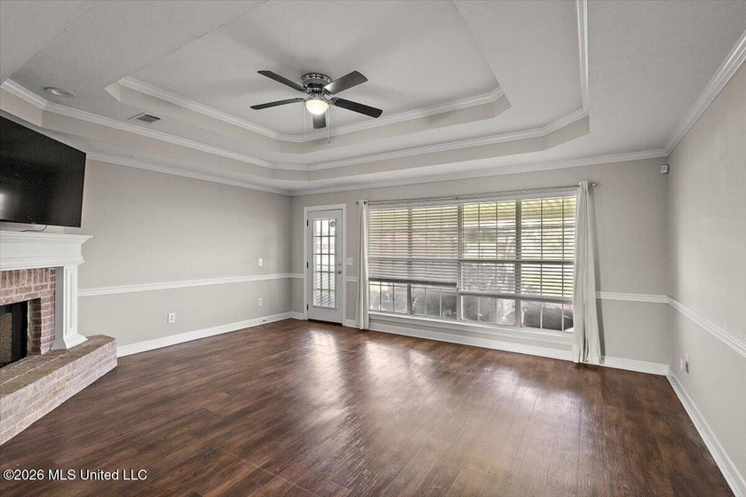 *QUALIFIES FOR USDA $0 DOWN* Welcome to this stunning 3-bedroom - photo 6