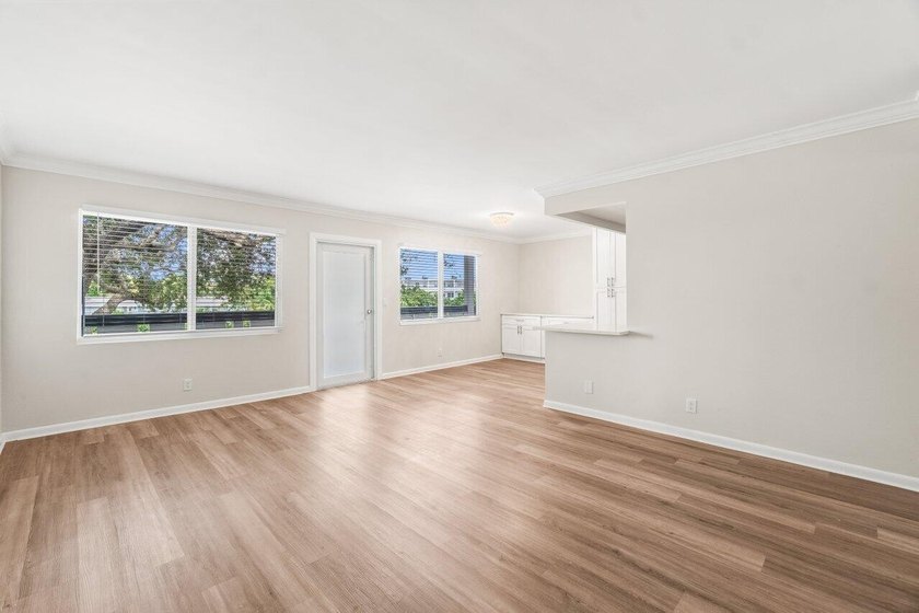 Brand New &amp; pristine 2 bedroom and full 2 bath unit. Located in - photo 10