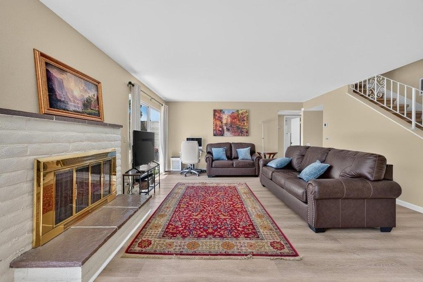 Beautifully maintained home offering comfort, versatility, and - photo 4