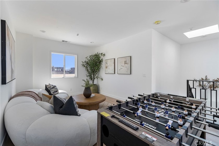 1014 W 223rd St 1 - photo 33