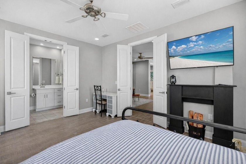 90 N Zander Way is a 4Br, 3.5Ba with a 2nd-floor bonus room - photo 36