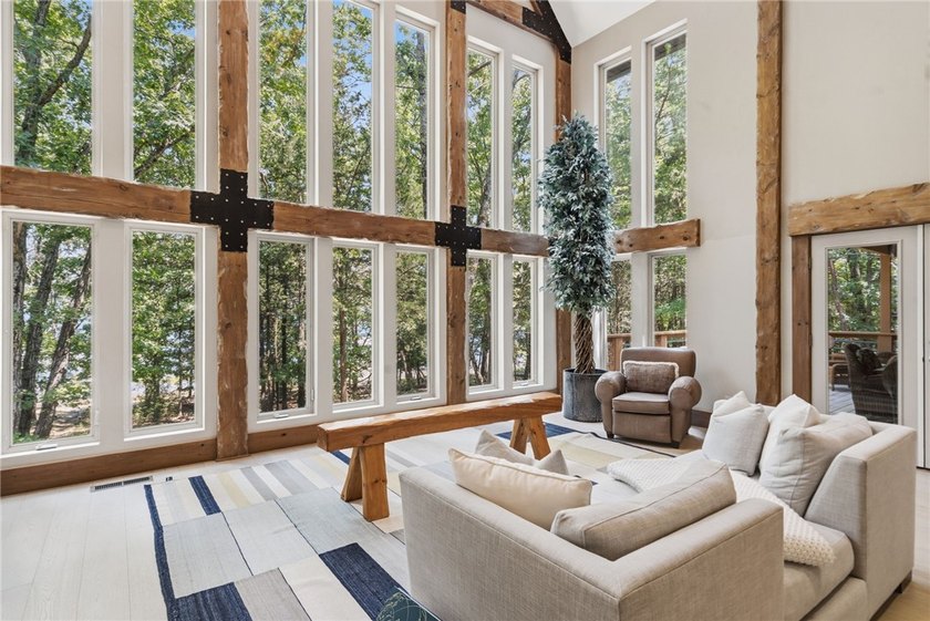 Remarkable Beaver Lake living in this custom built lake home - photo 5