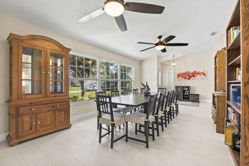 Beautifully maintained home in Port St. Lucie. Major updates - photo 7
