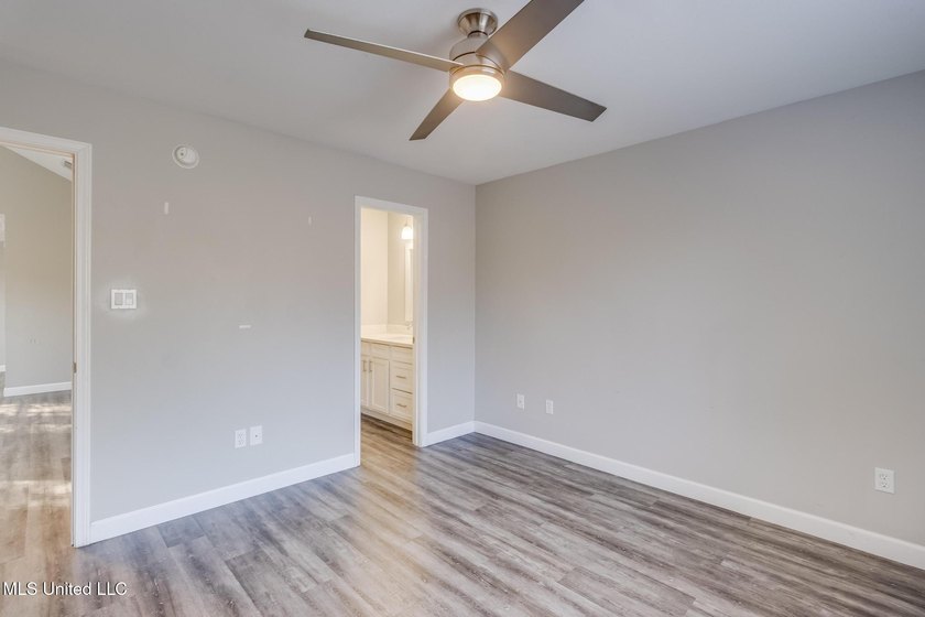 Updated, tenant-occupied property ideal for investors or buyers - photo 15
