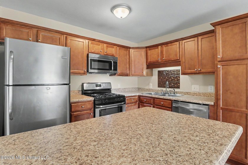 Searching for a 3-bedroom home in Biloxi, MS that's truly - photo 4