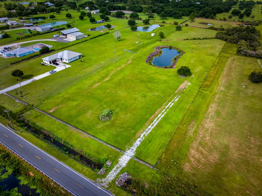 BROCKSMITH S Rd - photo 5