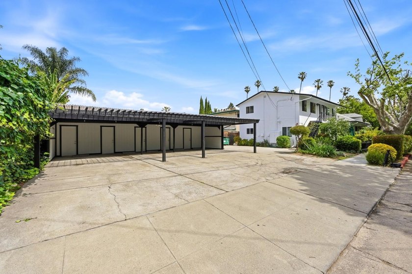 Discover a remarkable investment opportunity nestled in the - photo 19