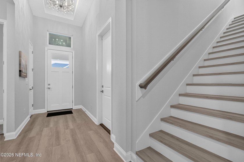 Welcome to one of the most sought-after floor plans in - photo 8